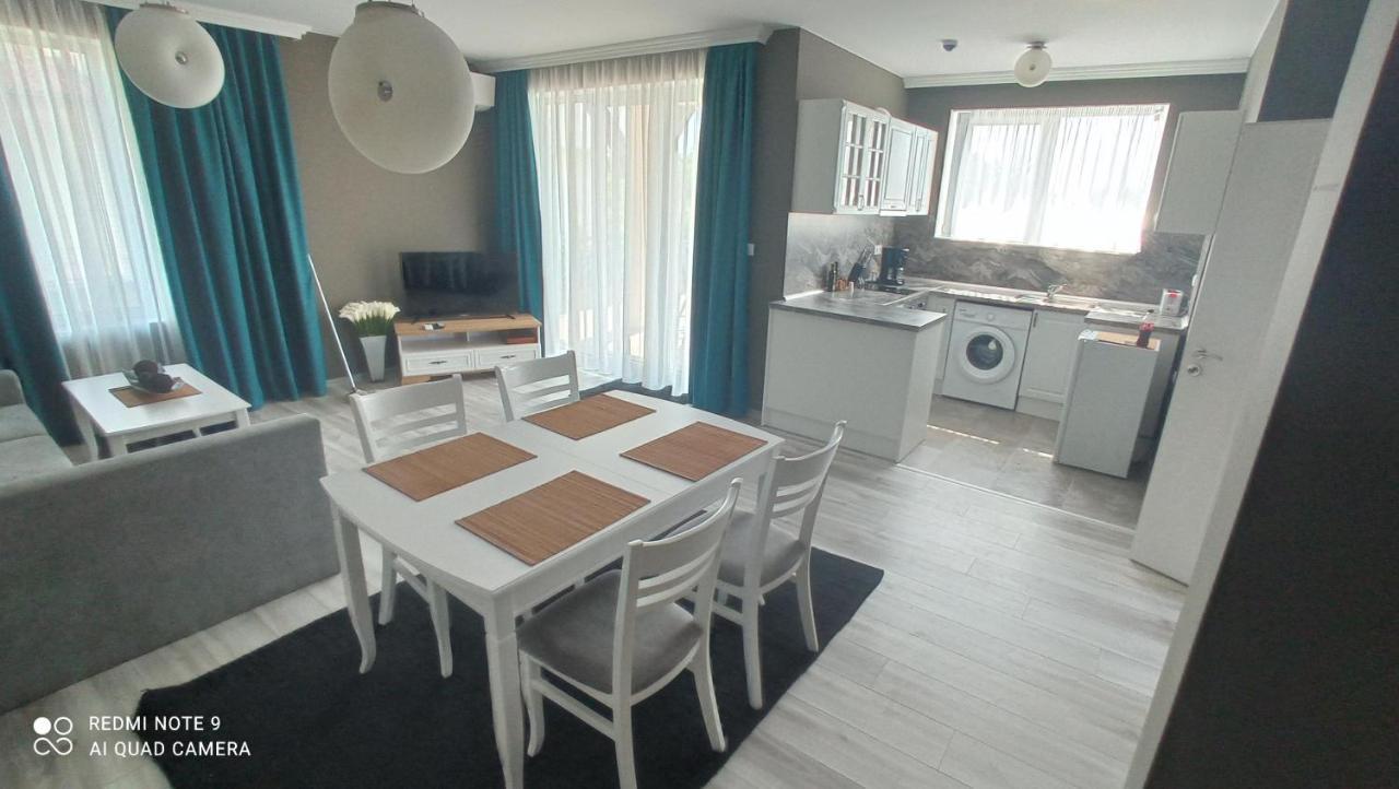 Lighthouse Apartments And Villas Balchik Extérieur photo