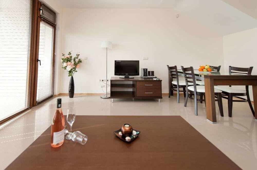 Lighthouse Apartments And Villas Balchik Extérieur photo