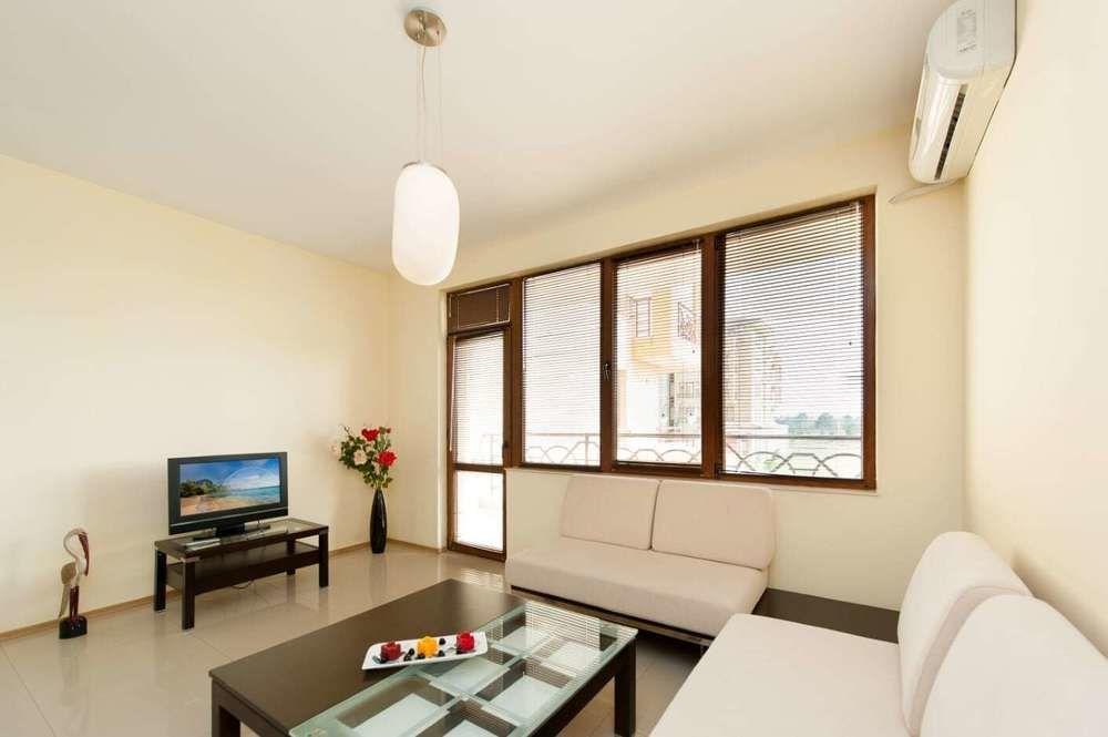 Lighthouse Apartments And Villas Balchik Extérieur photo